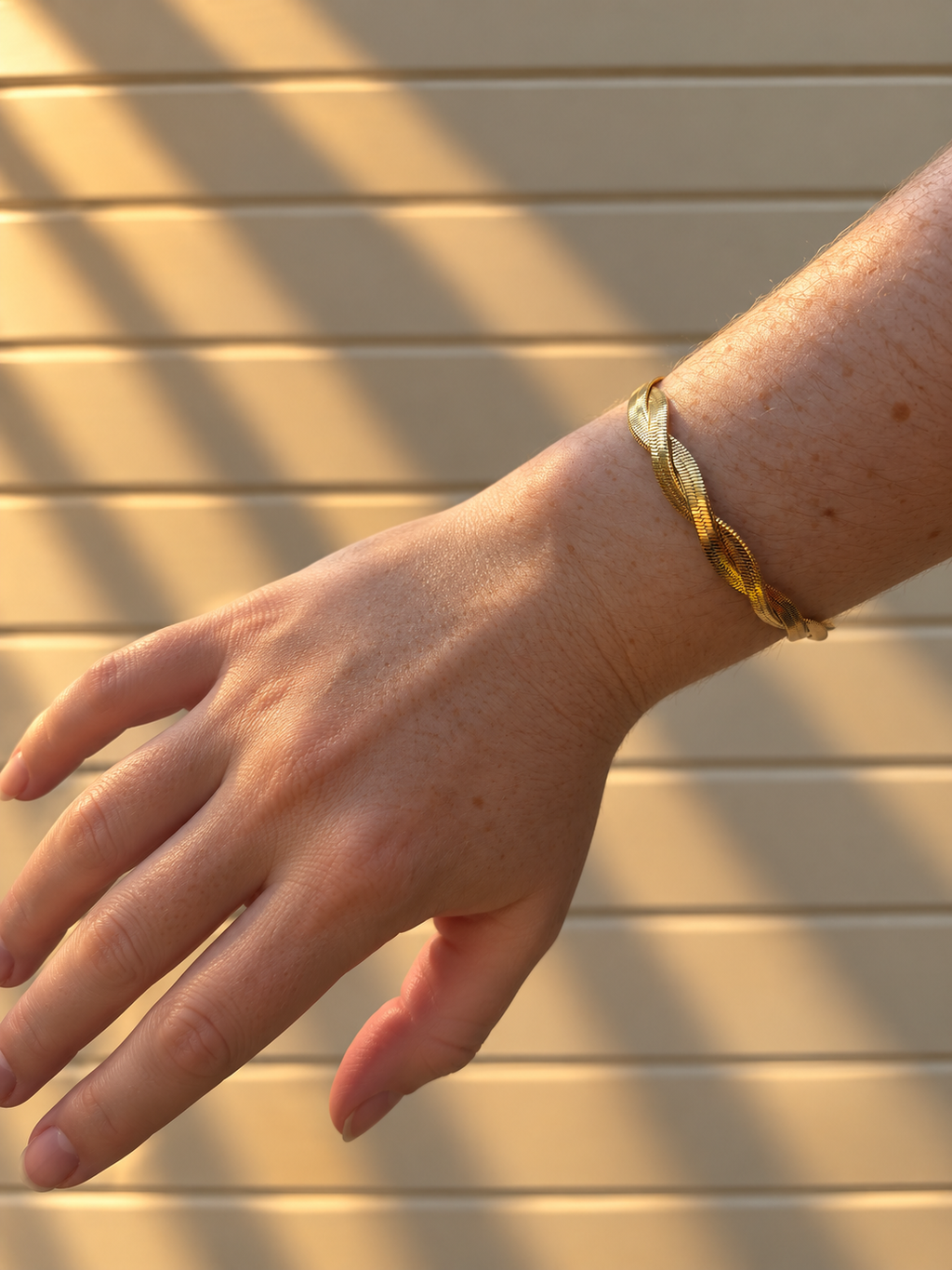 Twisted Gold Bracelet product photo 2