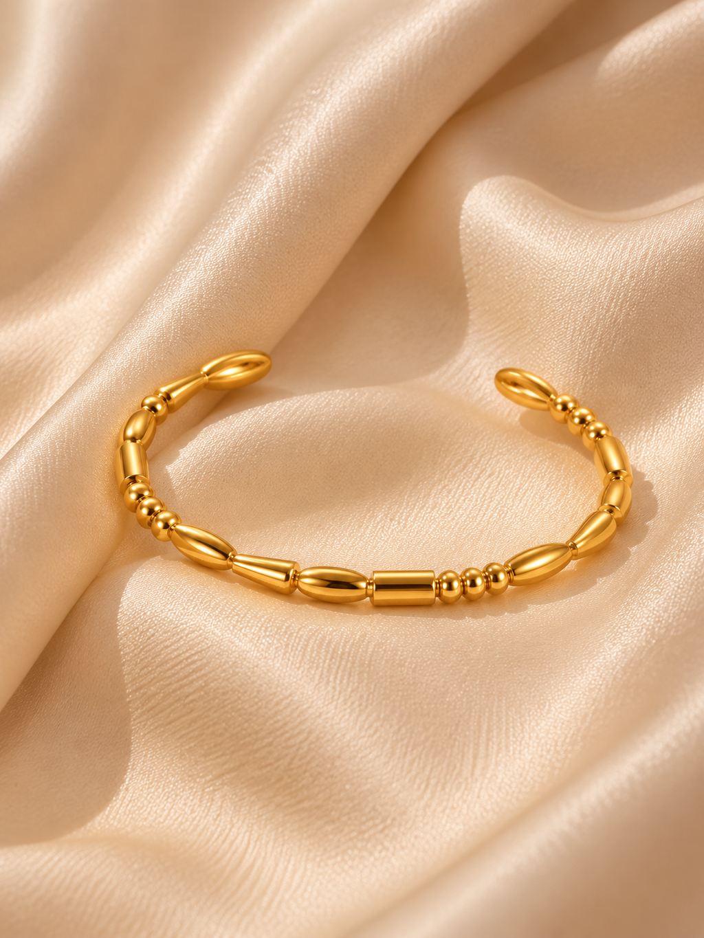 Basilia Bracelet