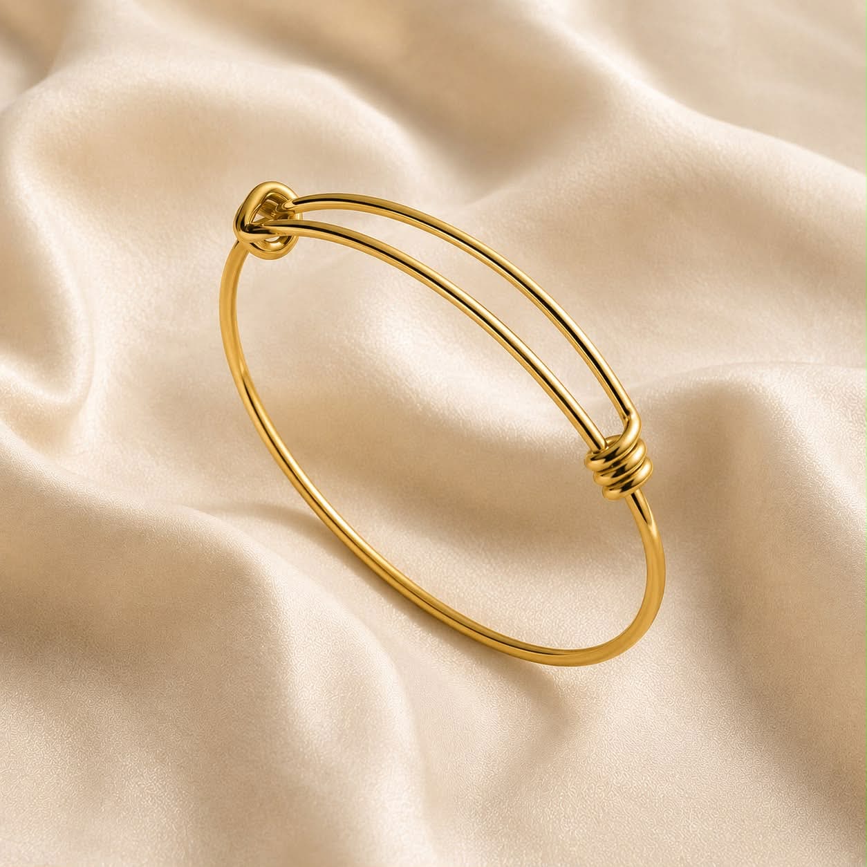Selene Bracelet Gold
