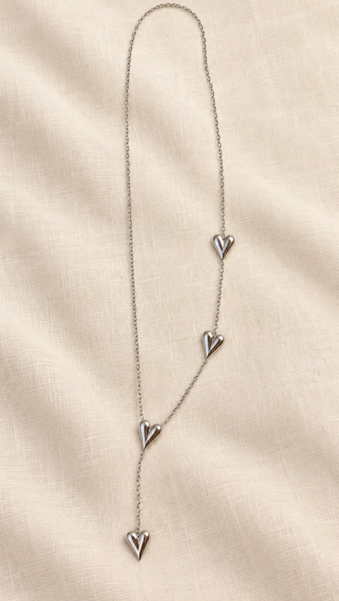 Amoria Necklace silver heart charms product photo