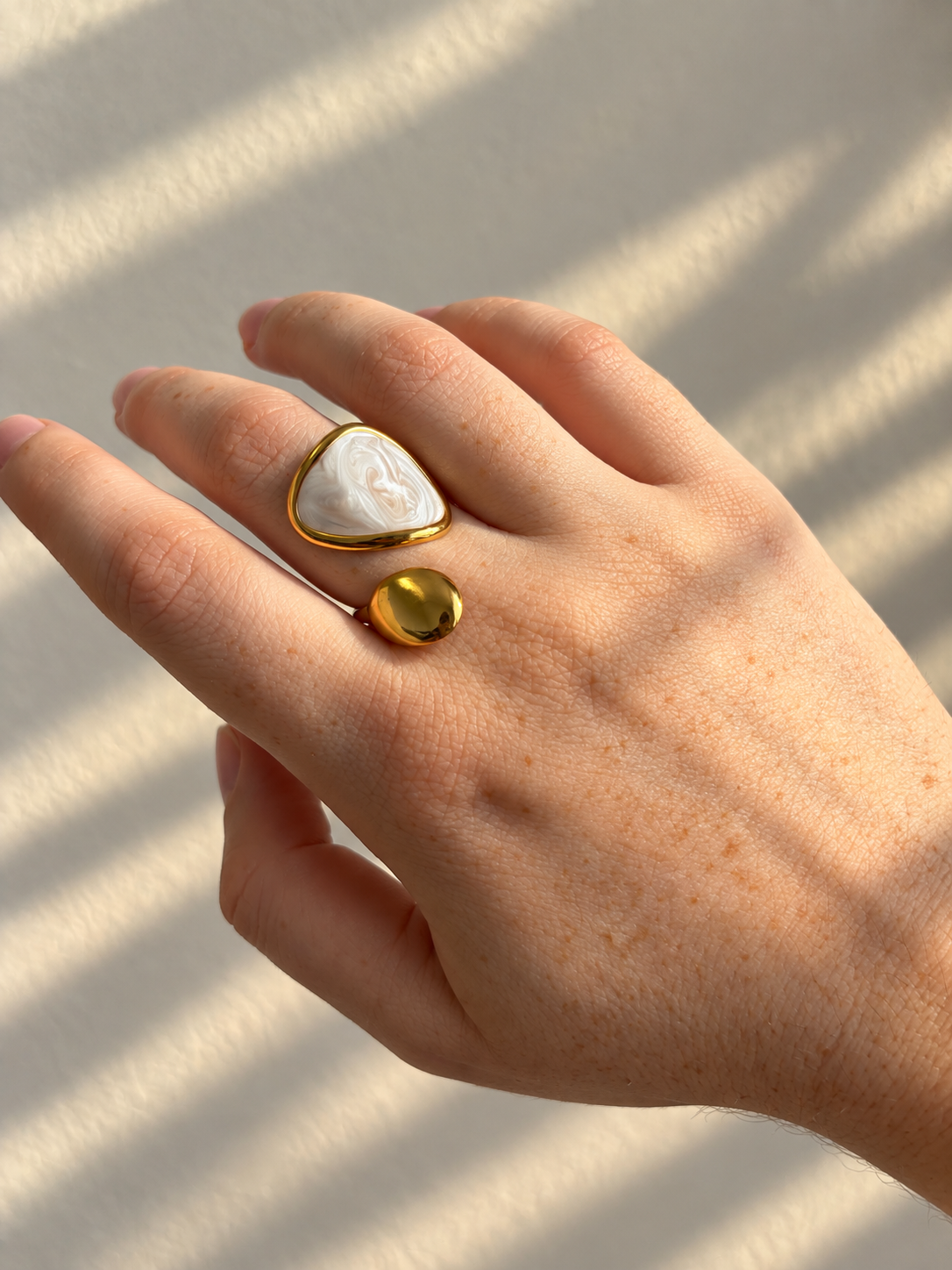 Maelle Ring 18K Gold PVD worn
